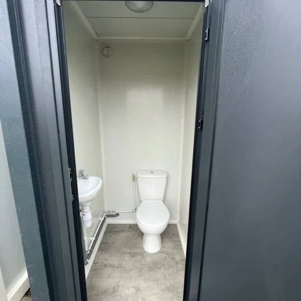 Cabina Sanitaria Monoblocco 1.44 mq Pronta all'Uso