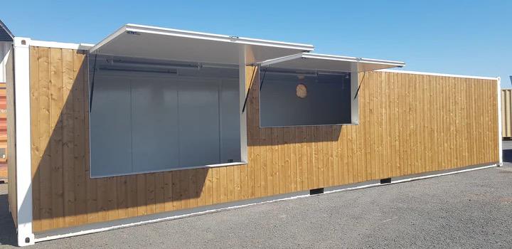 Chiosco Bar Modulare 27mq con Rivestimento in Legno 40 Piedi