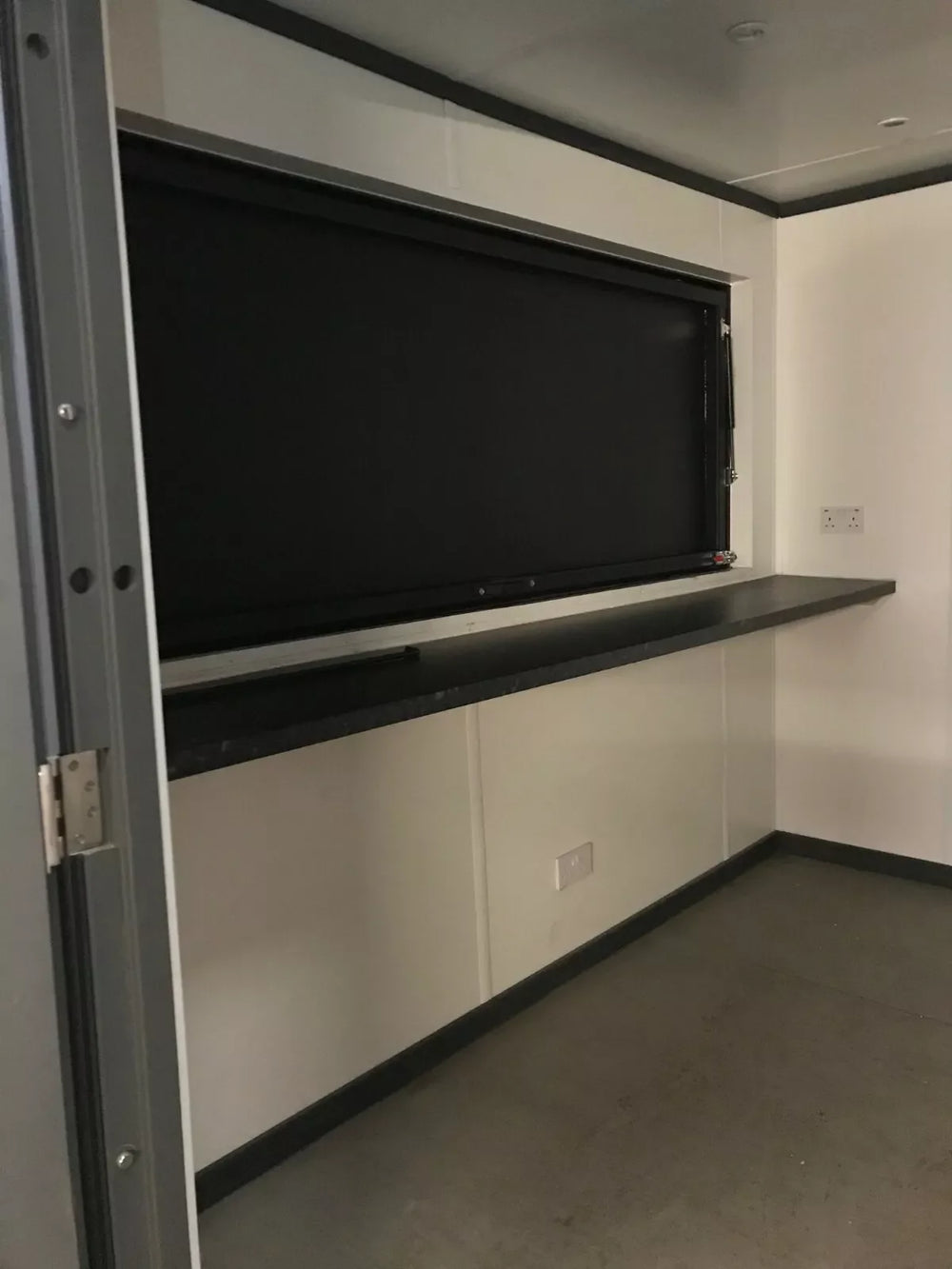 Chiosco Bar Modulare Premium 7.2mq con Design in Legno