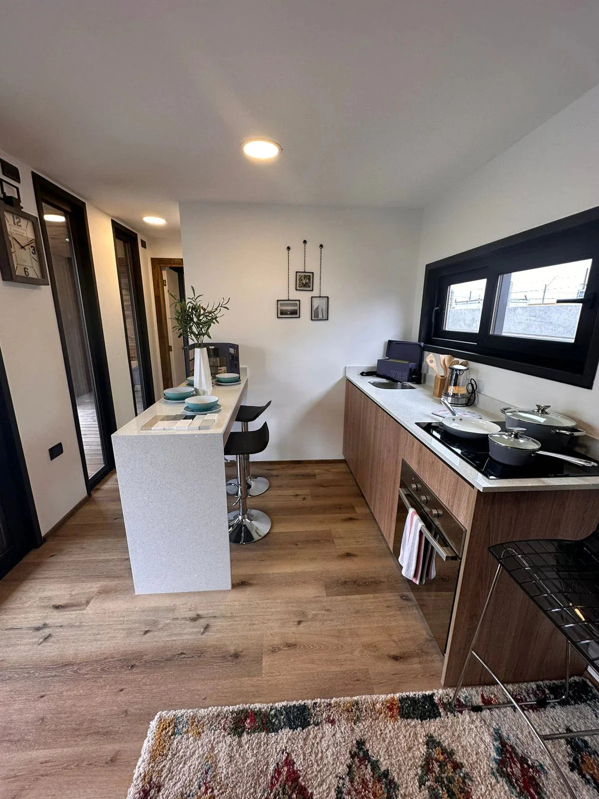 Modulo Abitativo "SURF BOX" 30 mq – Design Contemporaneo e Comfort Premium