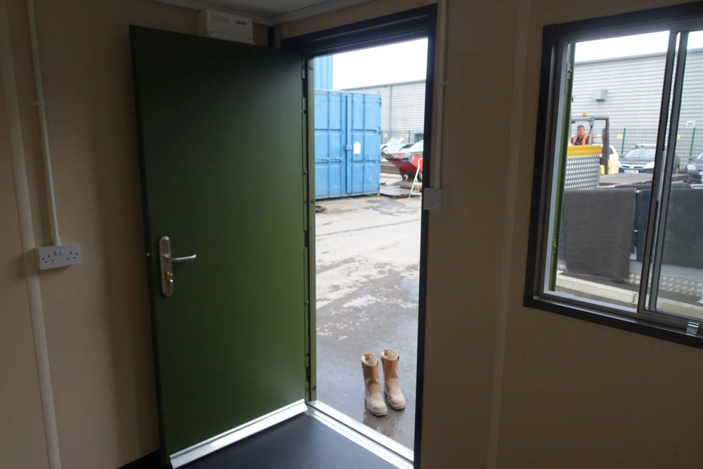 Modulo Ufficio Container 10 Piedi 7.4mq Isolato e Attrezzato