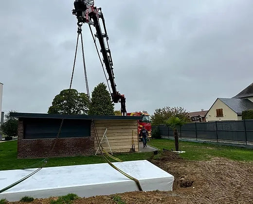 Piscina Prefabbricata in Container - Lunghezza 5m, Area Nuoto 10mq