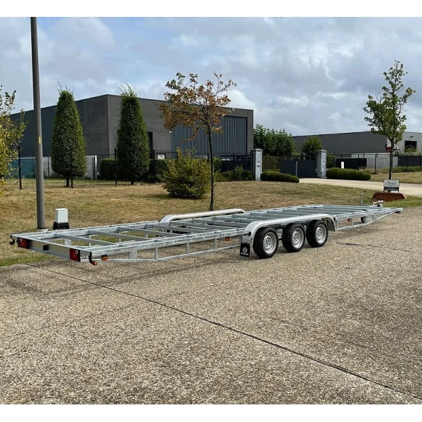 Rimorchio Robusto Triplo Asse per Tiny House 8,40m x 2,44m