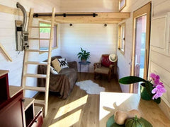 Tiny House Autonoma 16.5mq con Due Mezzanini per 4 Persone