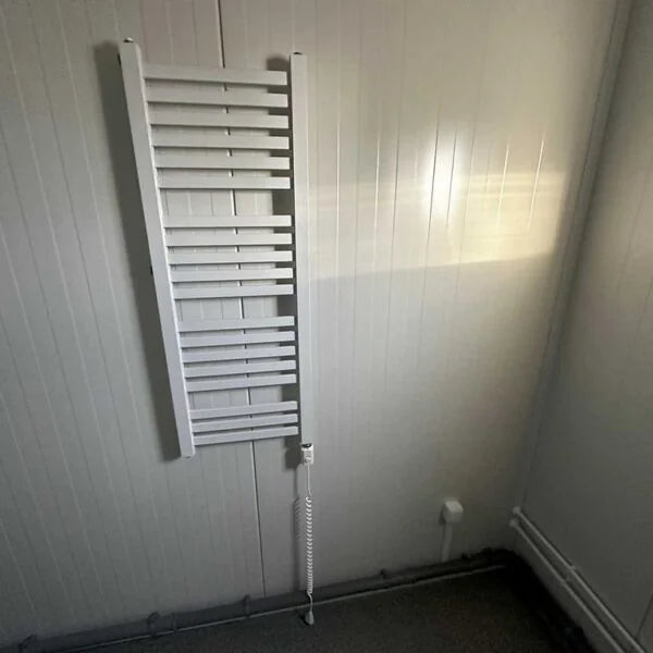 Unità Sanitaria Mobile Usata 14.8 mq con 6 Docce e Servizi Igienici Integrati